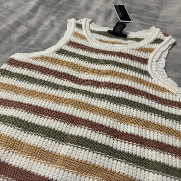 Design 365 Neutral Striped Tank Top Size M - Picture 2 of 7
